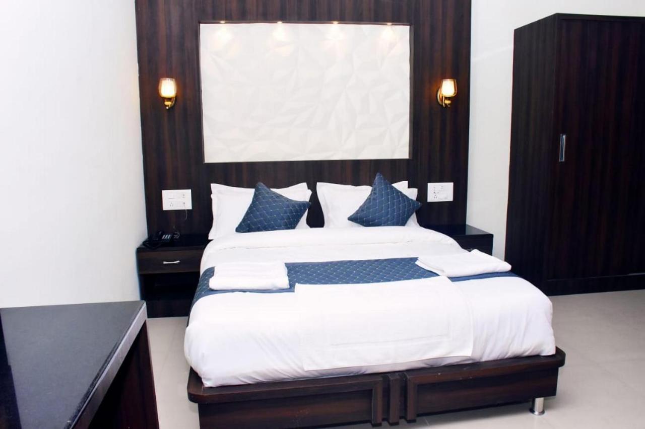 Hotel La Gowri, Coorg Madikeri Extérieur photo